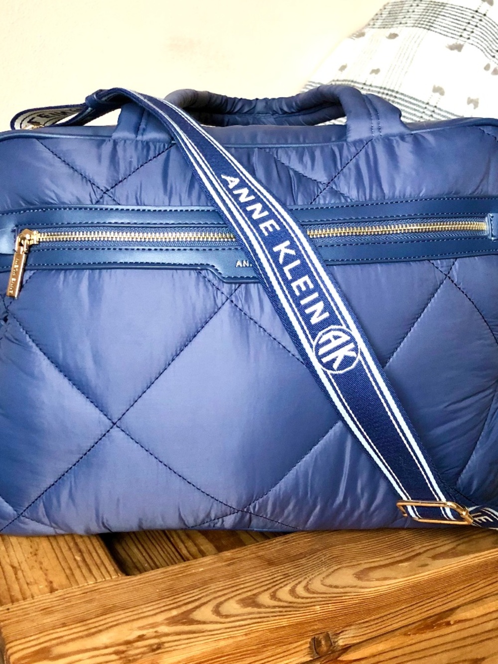 Anne Klein Small Size Weekender Travel Bag ~ New Condition!